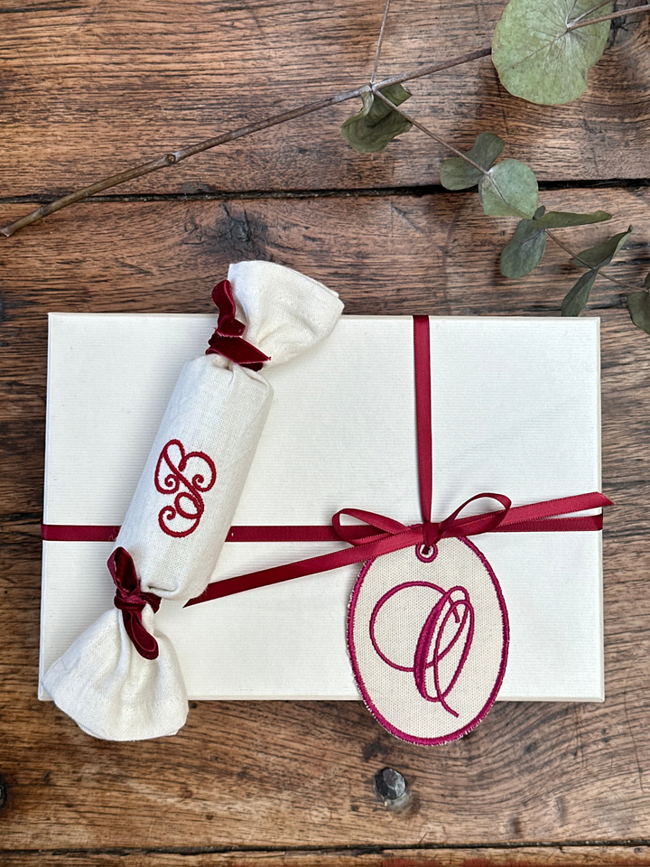 The Mini Cracker Set