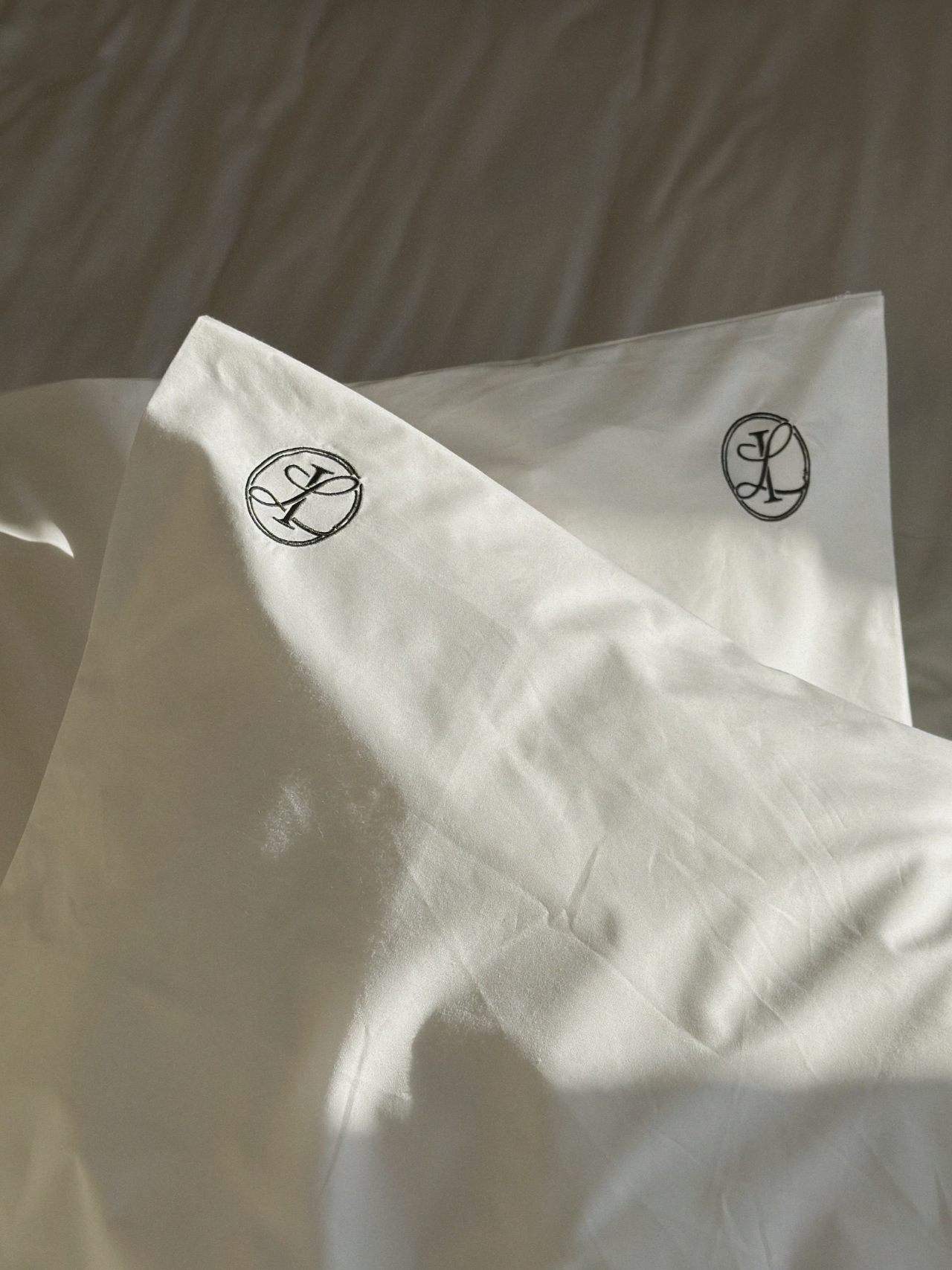 The Crest Pillowcase Set